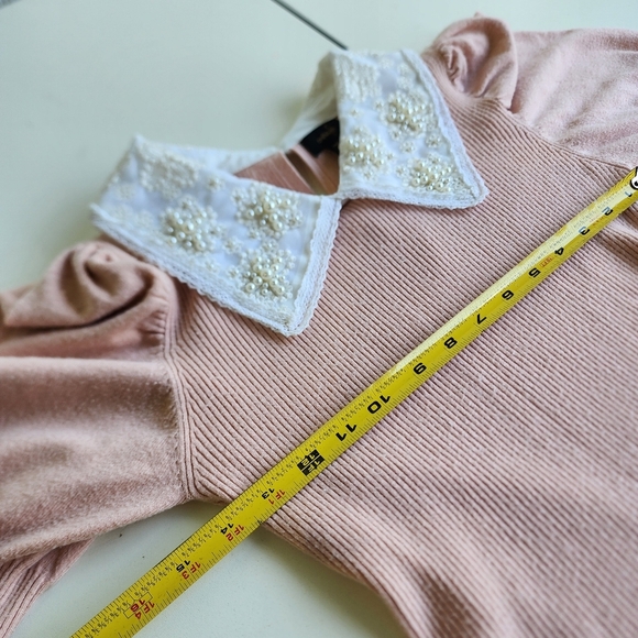 On Twelfth 12th Fitted Puff Sleeve Blush Pink Pullover Sweater Ribbed Collared S - Picture 9 of 11